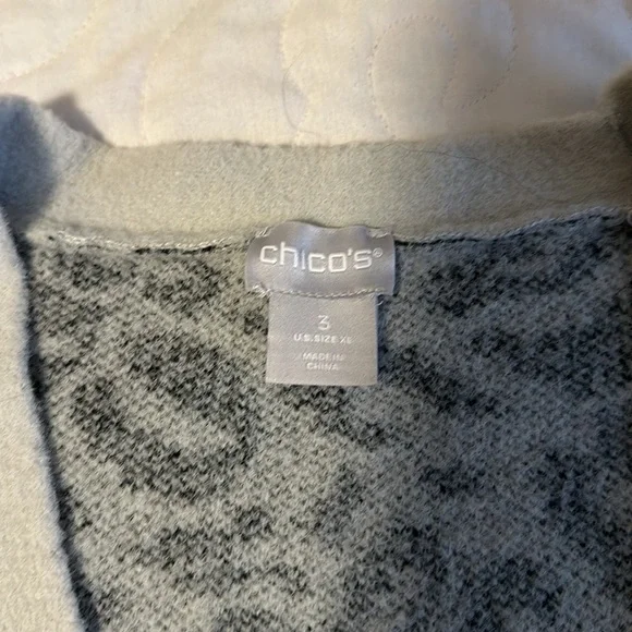 Chico’s Animal Print Sweater - Picture 3 of 9